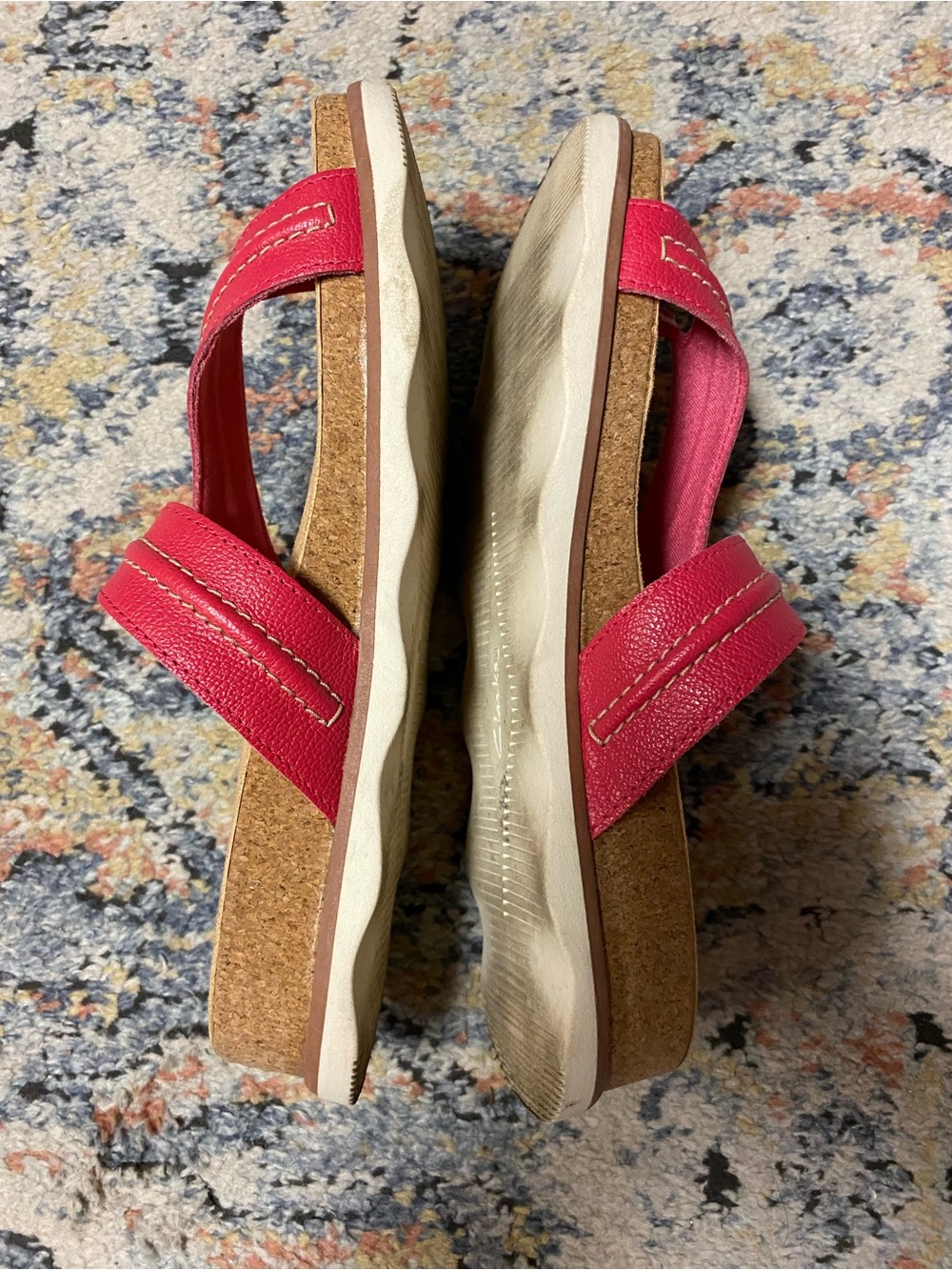 Clarks Collection Women’s Pink-Red Buckle Toe-Loop Sandals - Picture 5 of 7